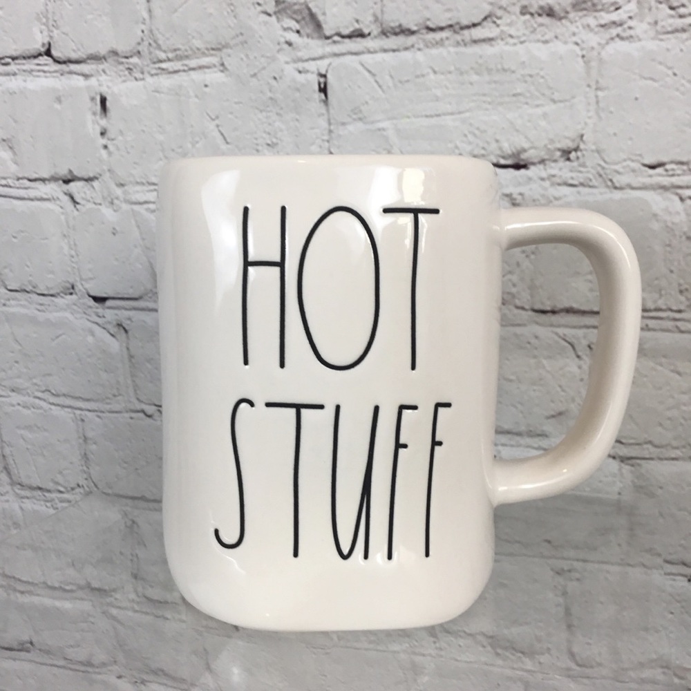🚨FLASH SALE🚨 Rae Dunn “HOT STUFF” coffee mug